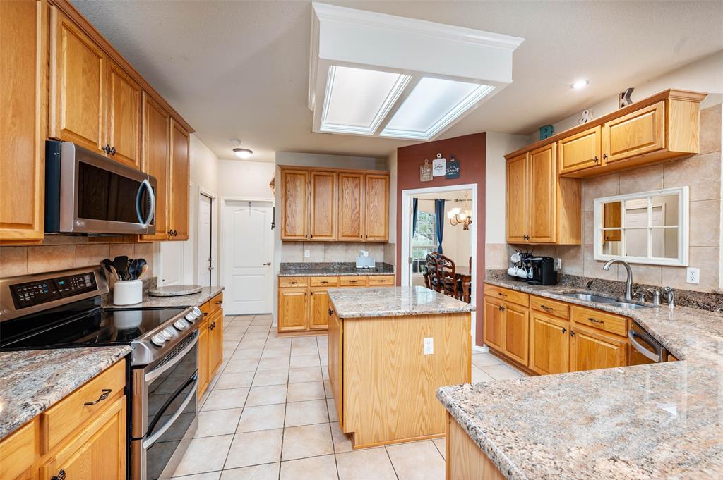 161 N Stallion Estates Drive, Spring Branch, Texas image 14