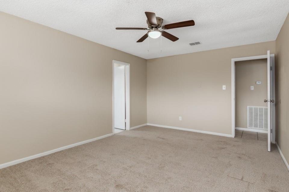 8031 Barnhill Drive, Humble, Texas image 11