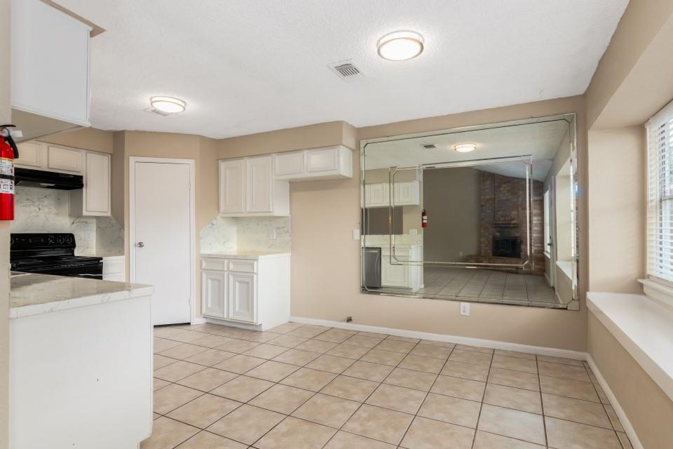 8031 Barnhill Drive, Humble, Texas image 16