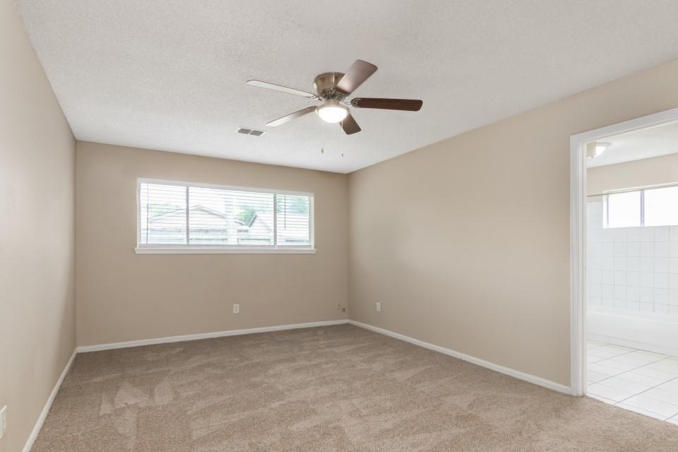 8031 Barnhill Drive, Humble, Texas image 12