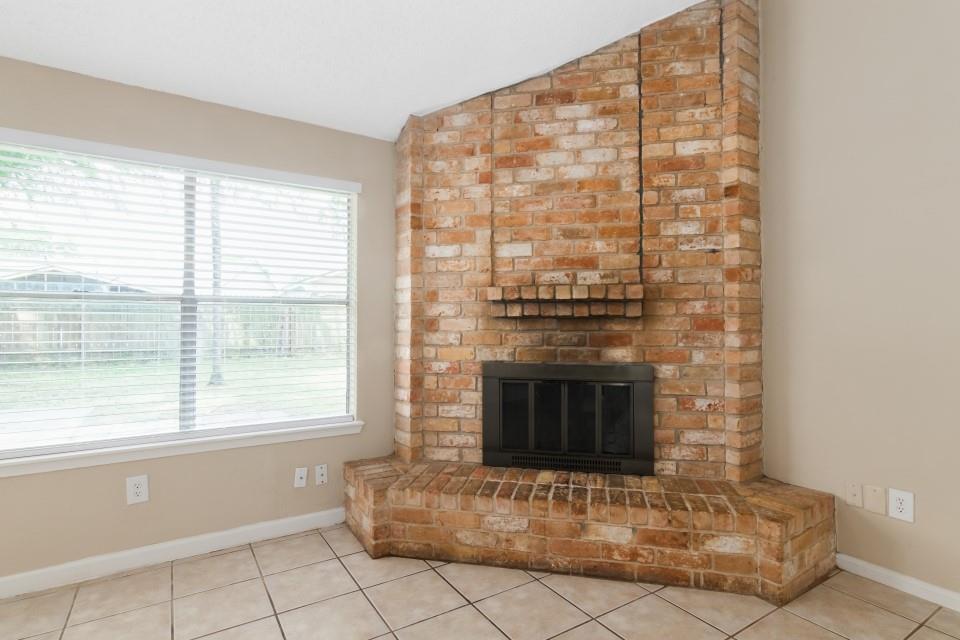 8031 Barnhill Drive, Humble, Texas image 19