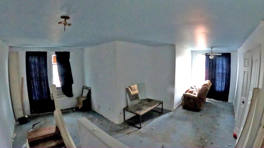 144 N Jeffus Street, Deport, Texas image 16