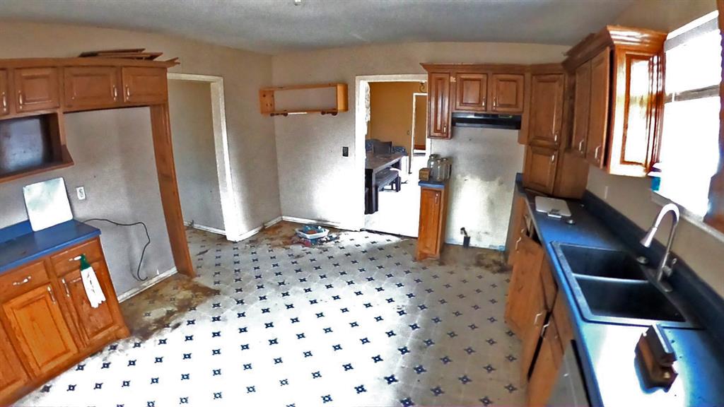 144 N Jeffus Street, Deport, Texas image 11