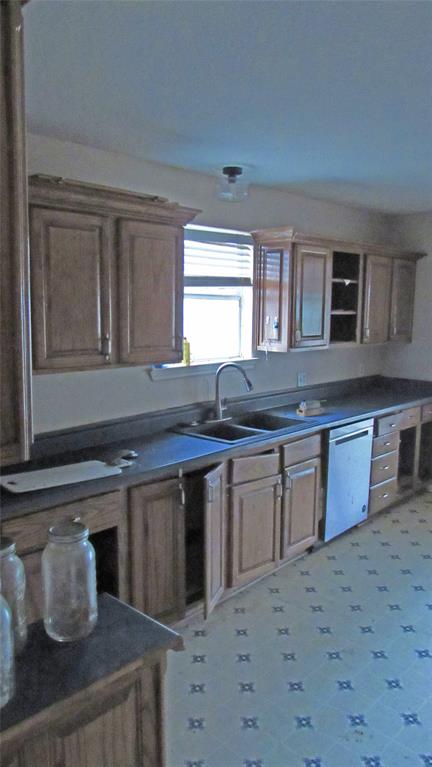 144 N Jeffus Street, Deport, Texas image 21