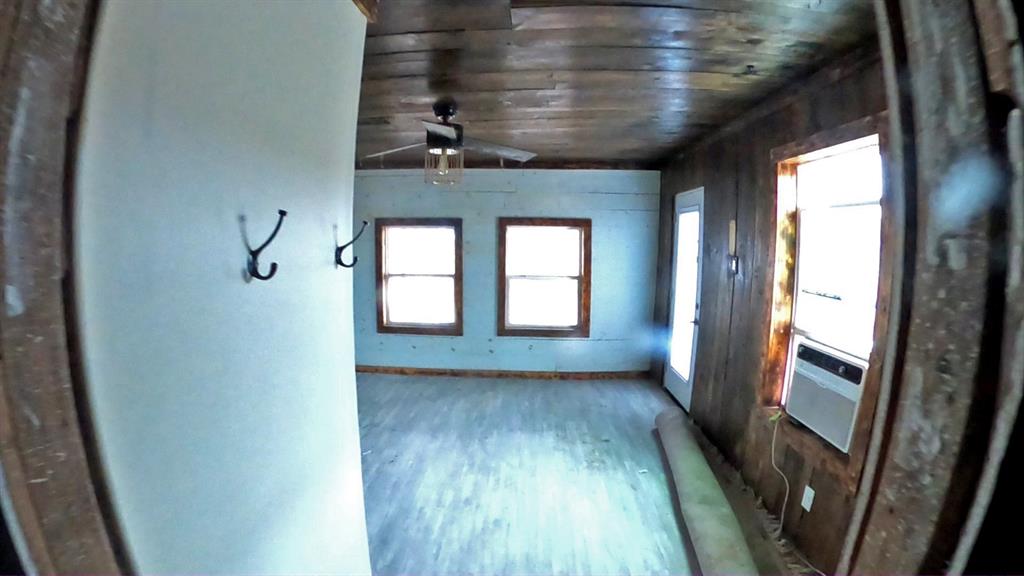 144 N Jeffus Street, Deport, Texas image 6