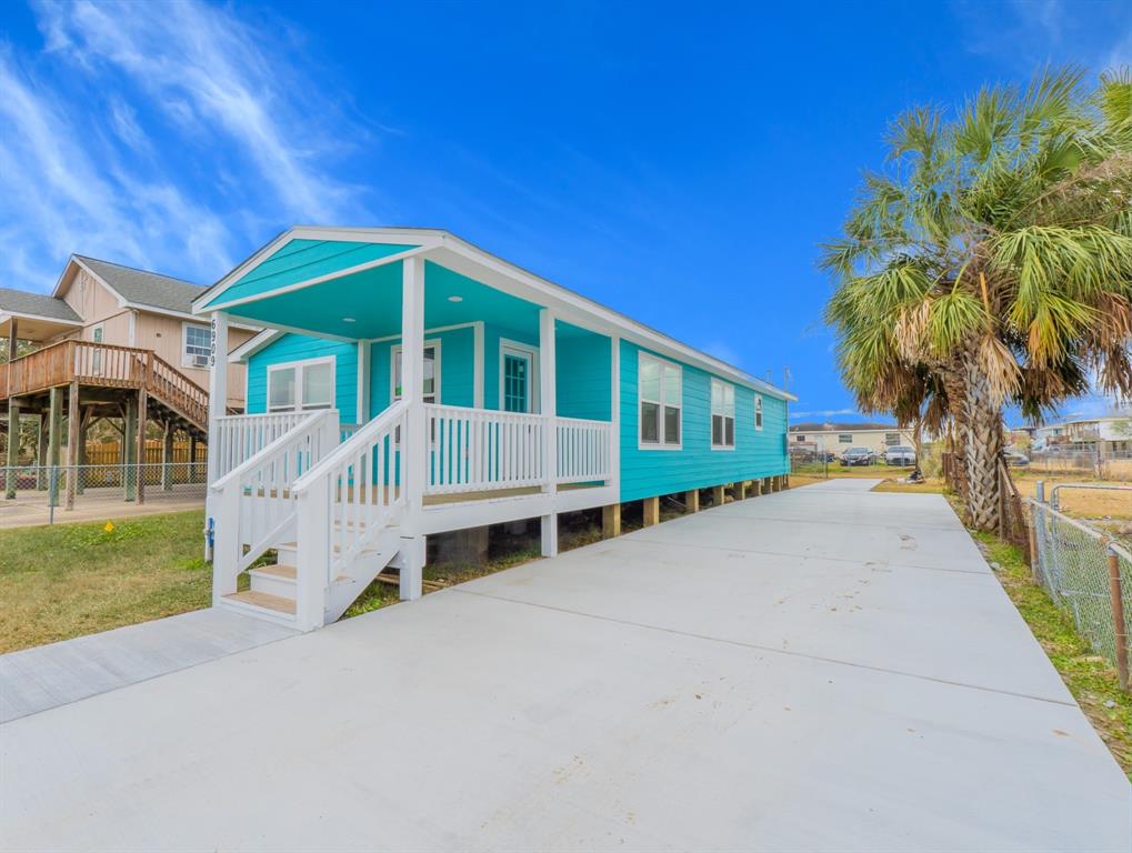 6909 Avenue P, Galveston, Texas image 2