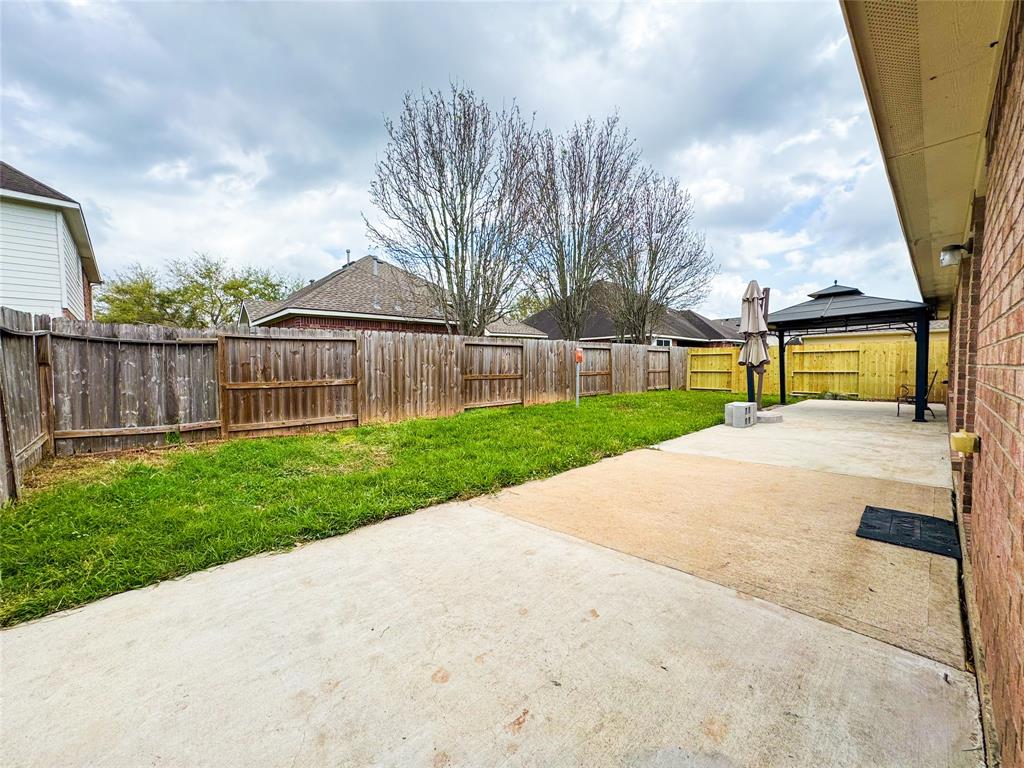 2815 Town Gate Court, Missouri City, Texas image 20