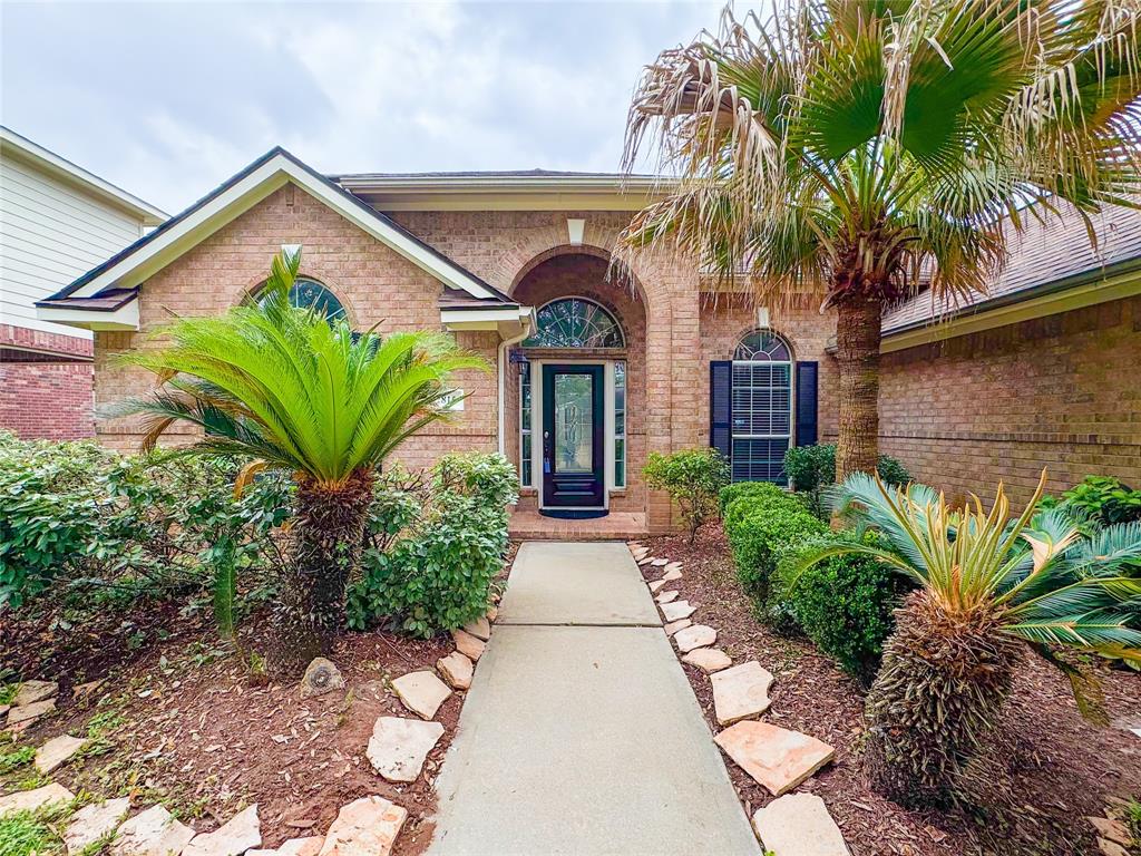 2815 Town Gate Court, Missouri City, Texas image 2