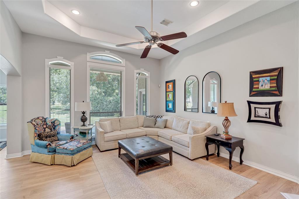 27326 S Karaugh Drive, Richmond, Texas image 6