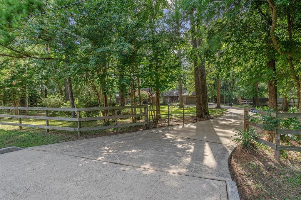 40507 Winding Way Court