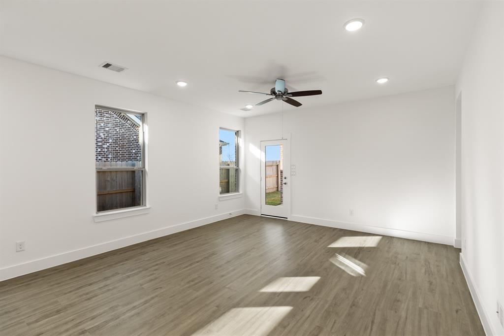 4719 Sand Clouds Drive, Katy, Texas image 7