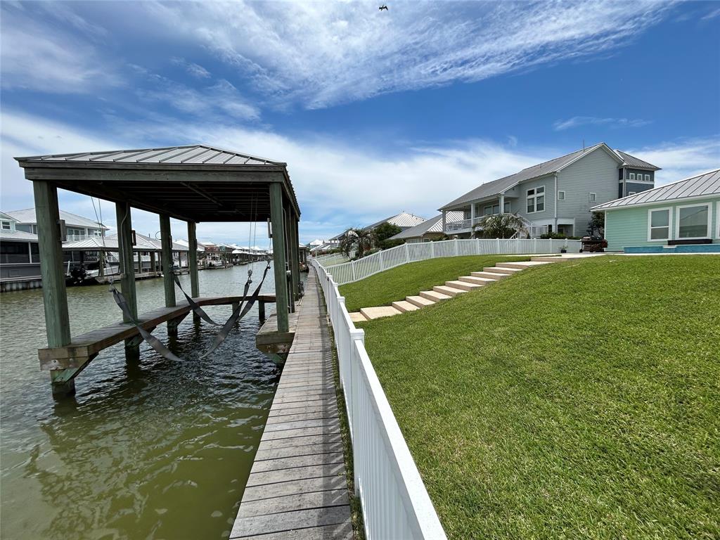 5313 Allen Cay Drive, Texas City, Texas image 38