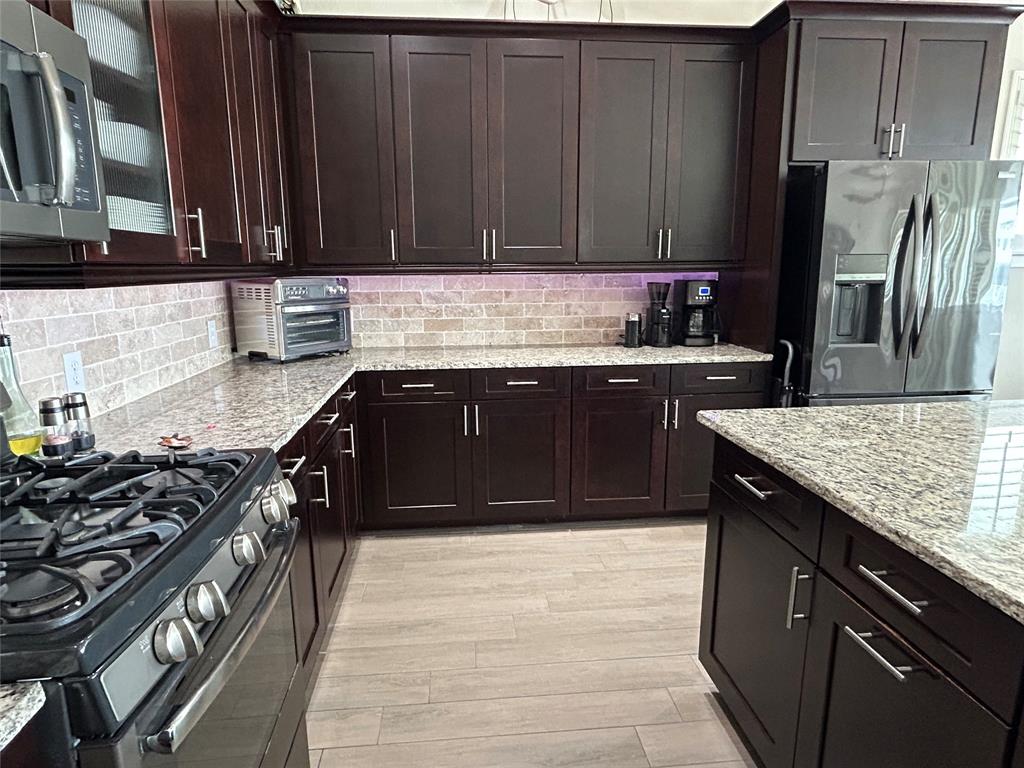 5313 Allen Cay Drive, Texas City, Texas image 10