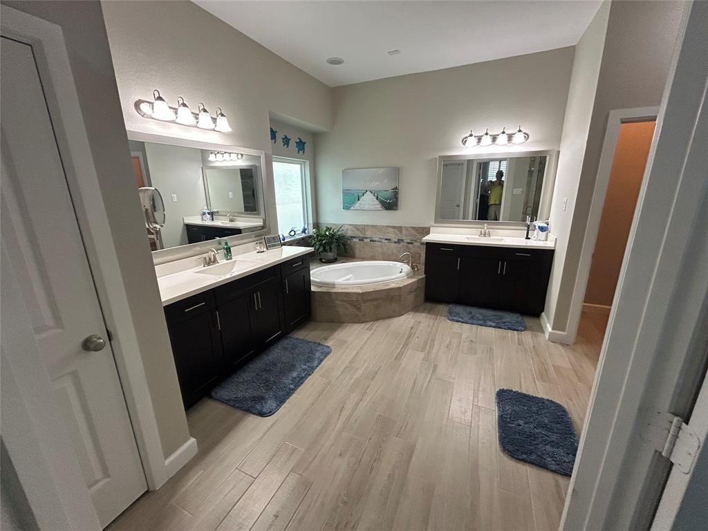 5313 Allen Cay Drive, Texas City, Texas image 26