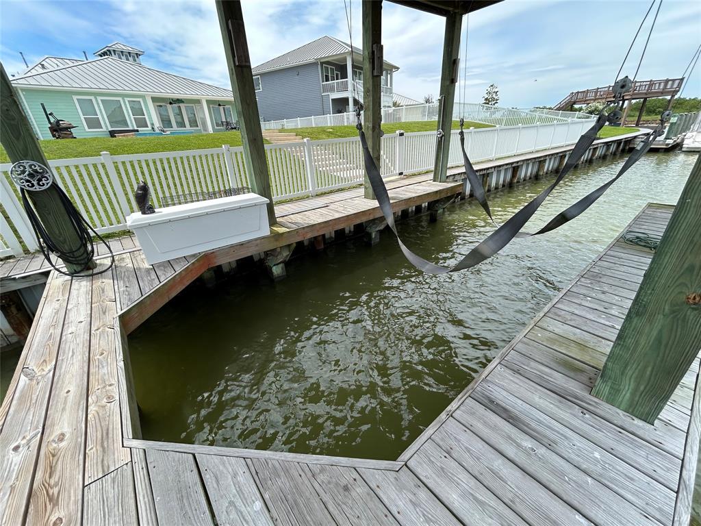 5313 Allen Cay Drive, Texas City, Texas image 39