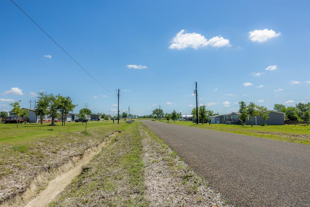 6781 Atakapan Trail, Bedias, Texas image 4