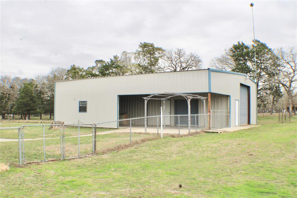 1252 County Road 106, Paige, Texas image 28