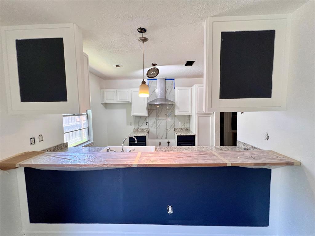 947 Sierra Shadows Drive