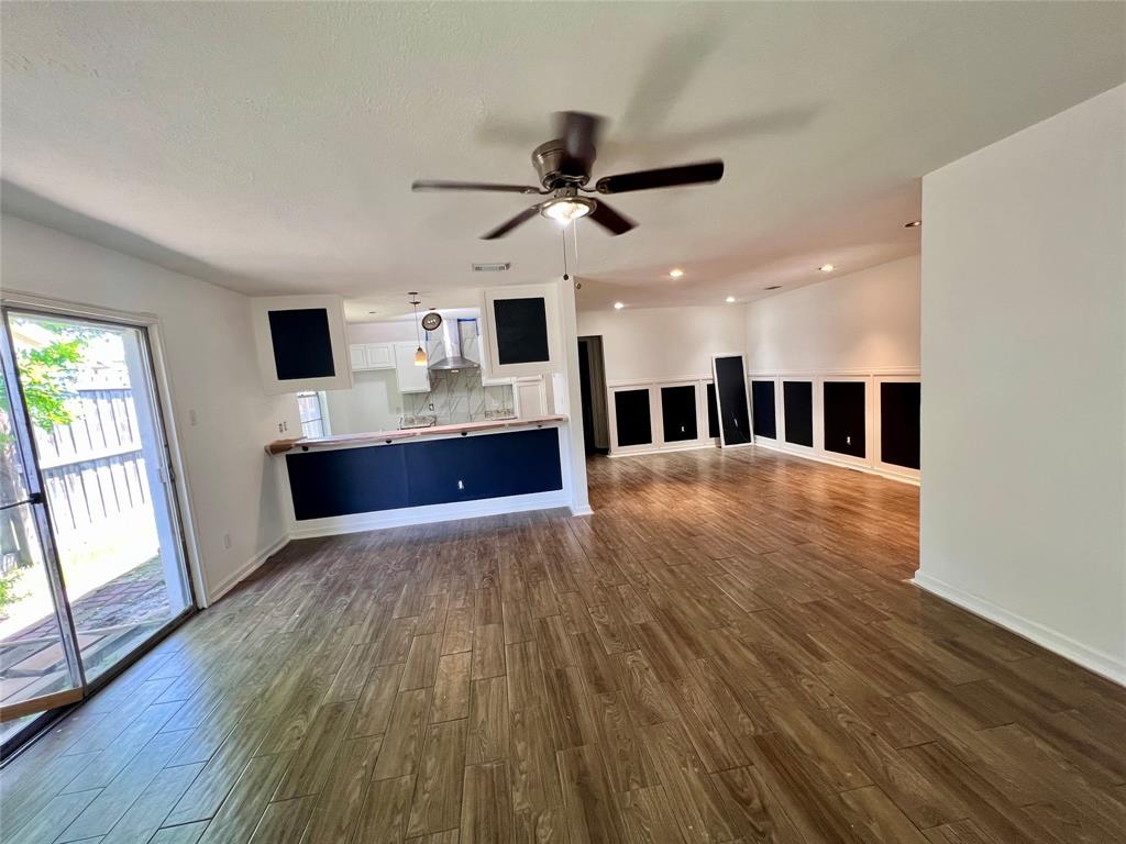 947 Sierra Shadows Drive