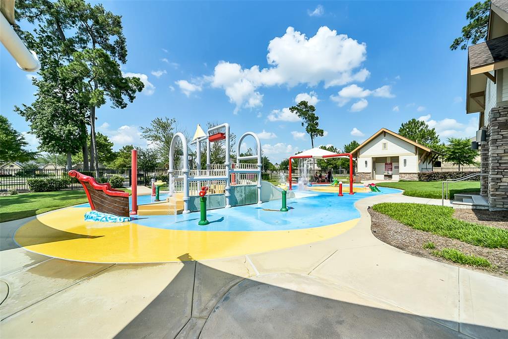 12910 Picket Hills Lane, Humble, Texas image 49