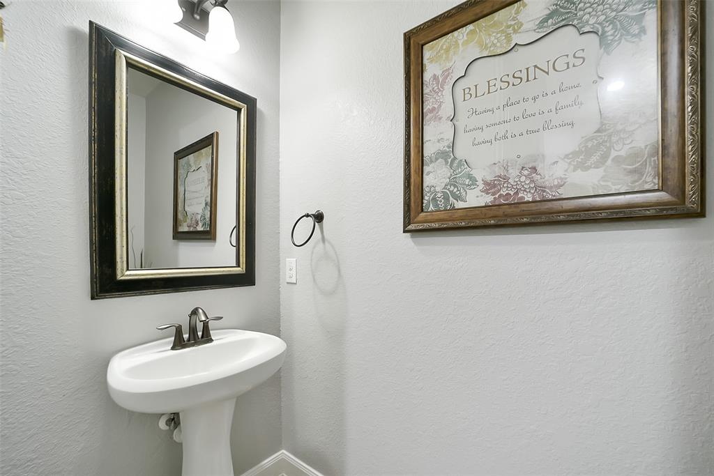 12910 Picket Hills Lane, Humble, Texas image 21