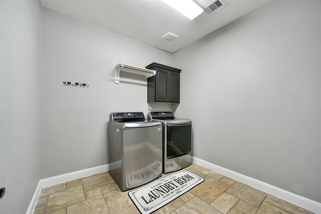 12910 Picket Hills Lane, Humble, Texas image 22