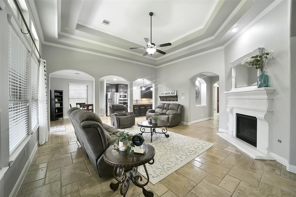 12910 Picket Hills Lane, Humble, Texas image 8