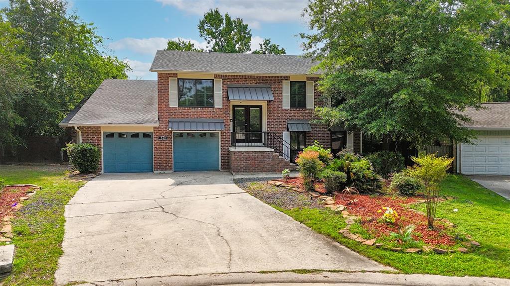 13 Whistlers Court, The Woodlands, Texas image 2