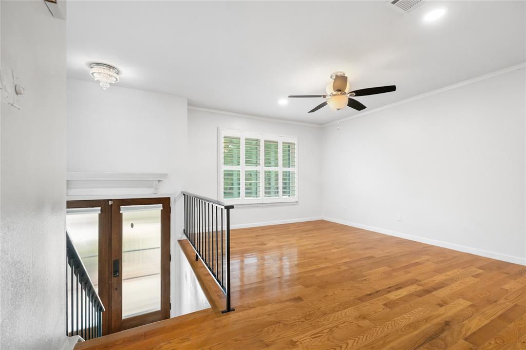 13 Whistlers Court, The Woodlands, Texas image 6