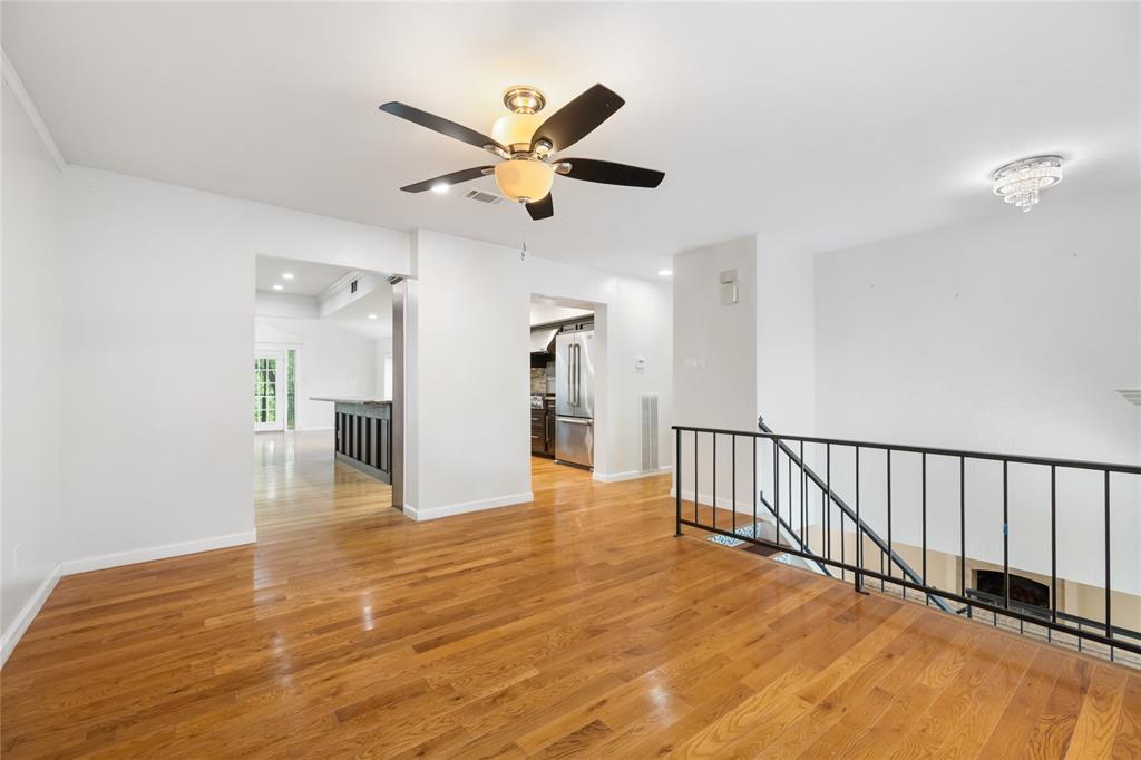 13 Whistlers Court, The Woodlands, Texas image 7