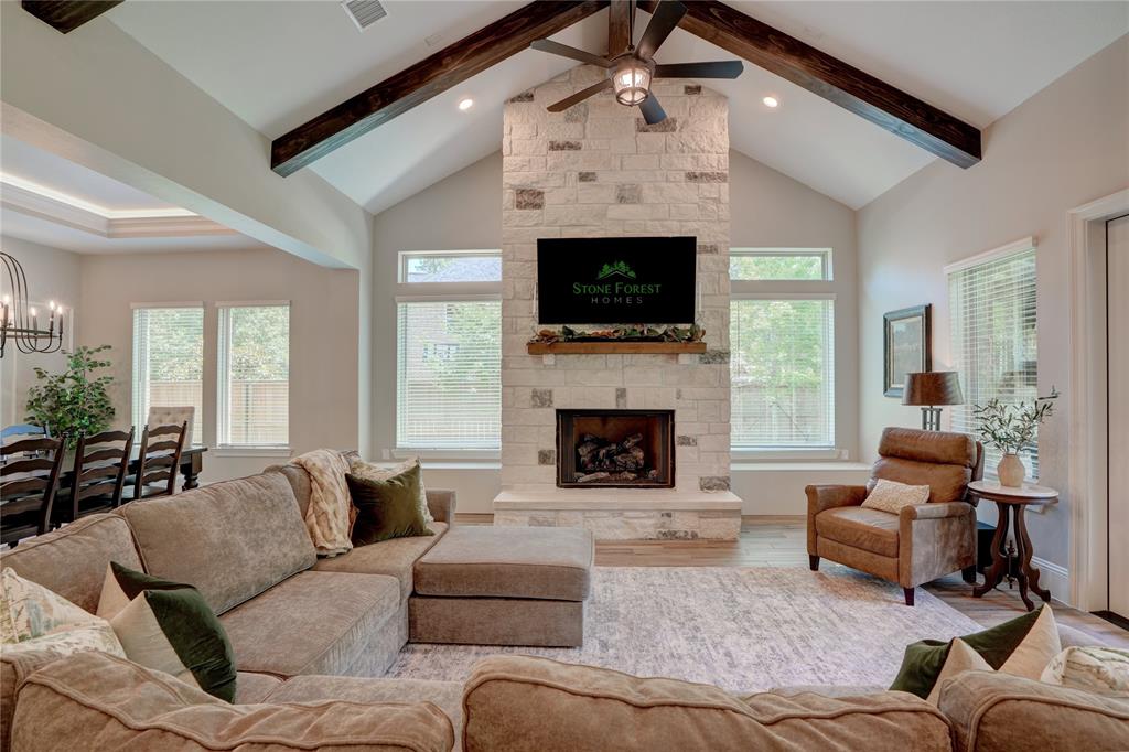 5 Stony Creek Drive, Conroe, Texas image 14