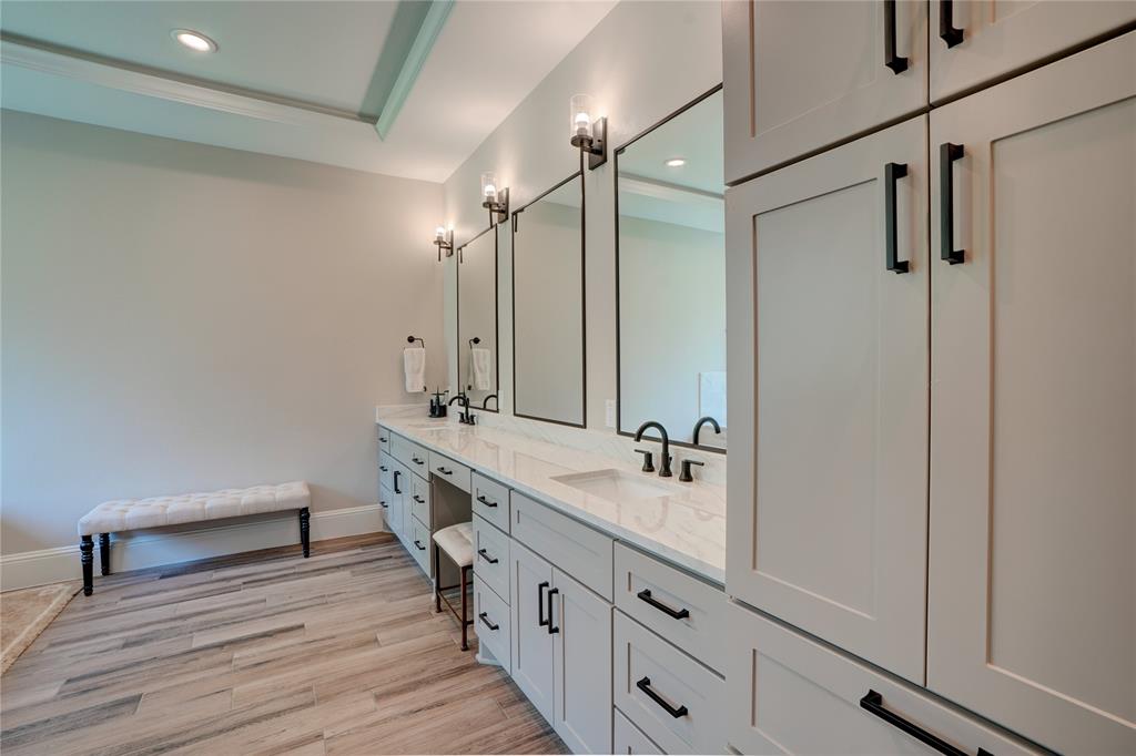 5 Stony Creek Drive, Conroe, Texas image 8