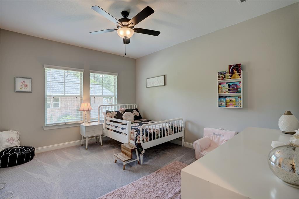 5 Stony Creek Drive, Conroe, Texas image 18
