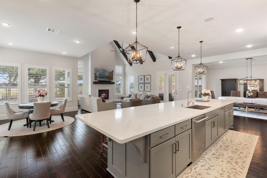 6914 Champion Trail, Katy, Texas image 13