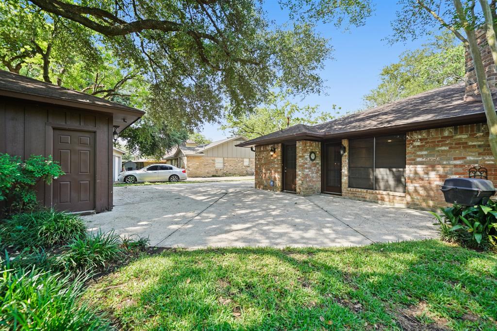21810 Rotherham Drive, Spring, Texas image 30