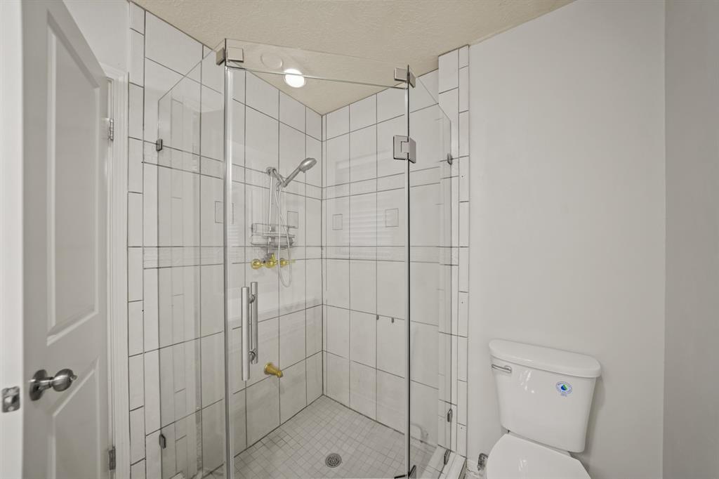 21810 Rotherham Drive, Spring, Texas image 21