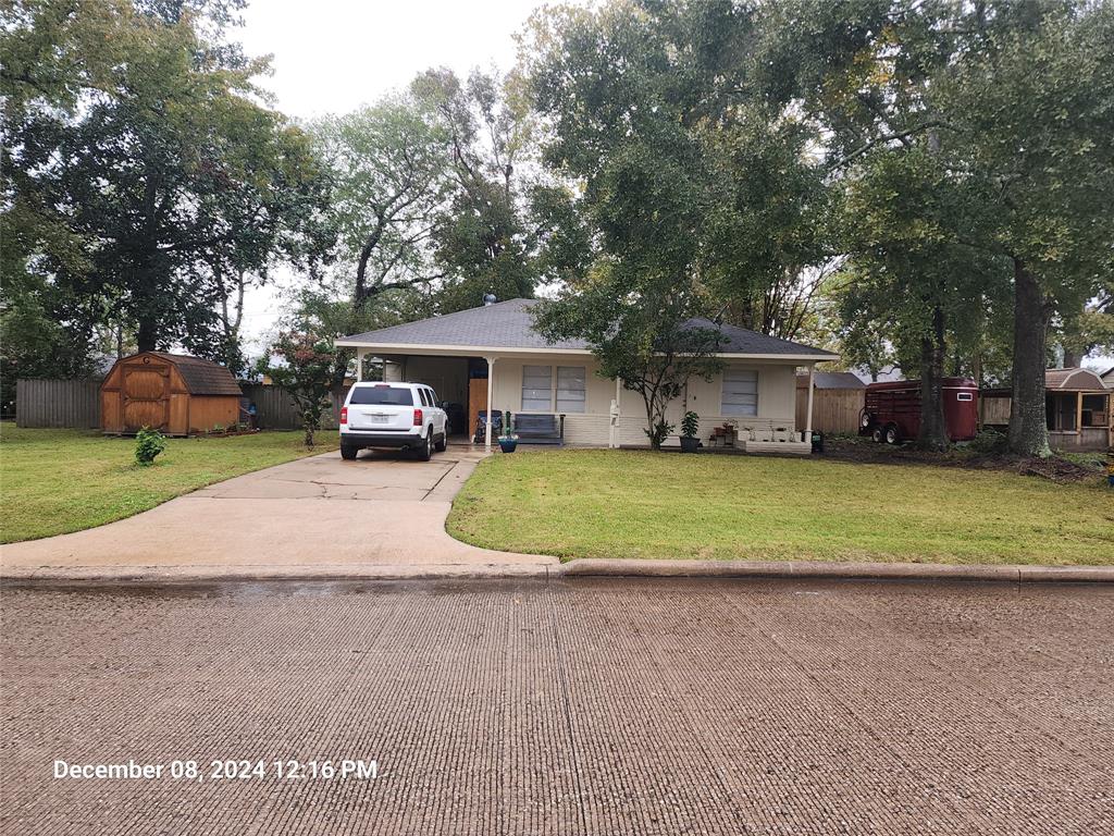 945 N Travis Street, Liberty, Texas image 1