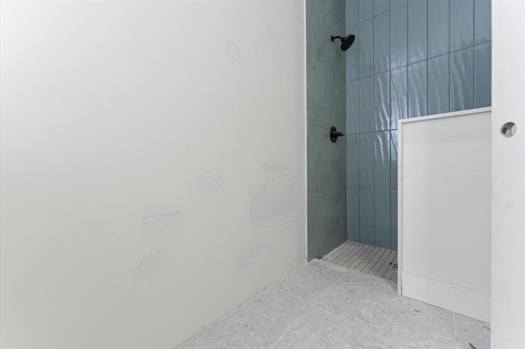 203 E 24th Street, Houston, Texas image 30