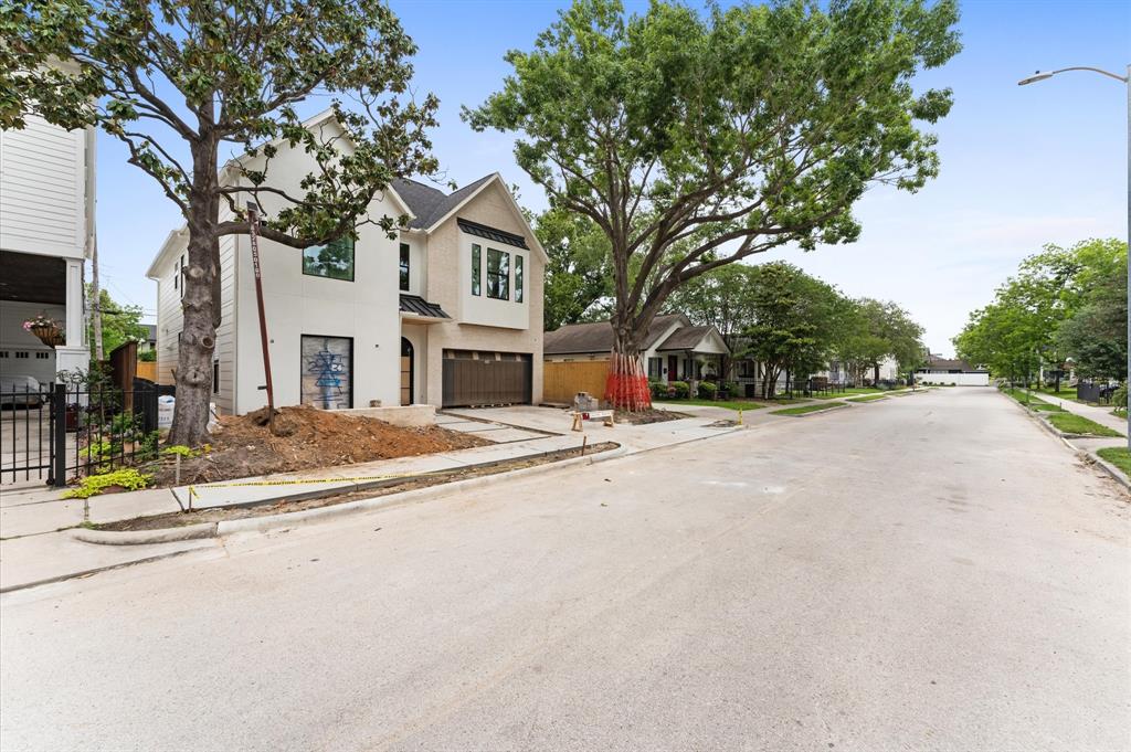 203 E 24th Street, Houston, Texas image 2
