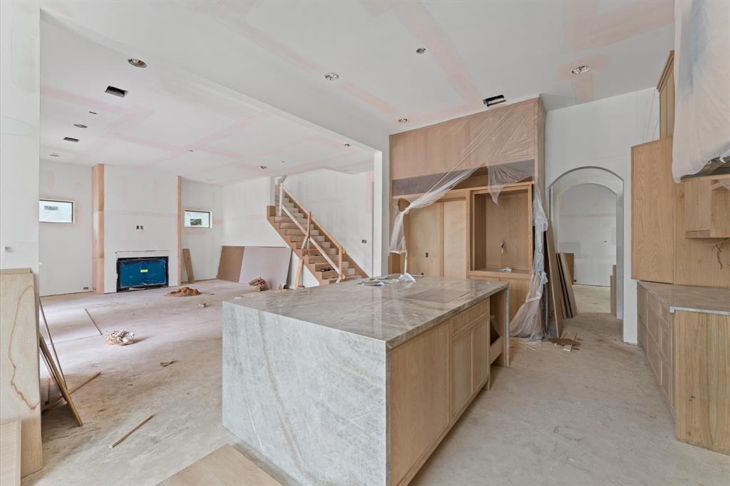 203 E 24th Street, Houston, Texas image 8
