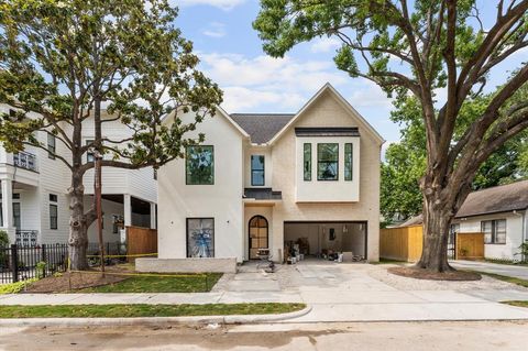 203 E 24th Street Houston TX 77008