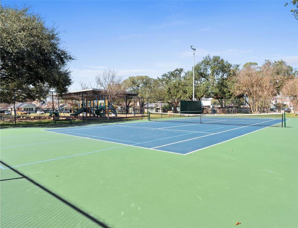 203 E 24th Street, Houston, Texas image 3