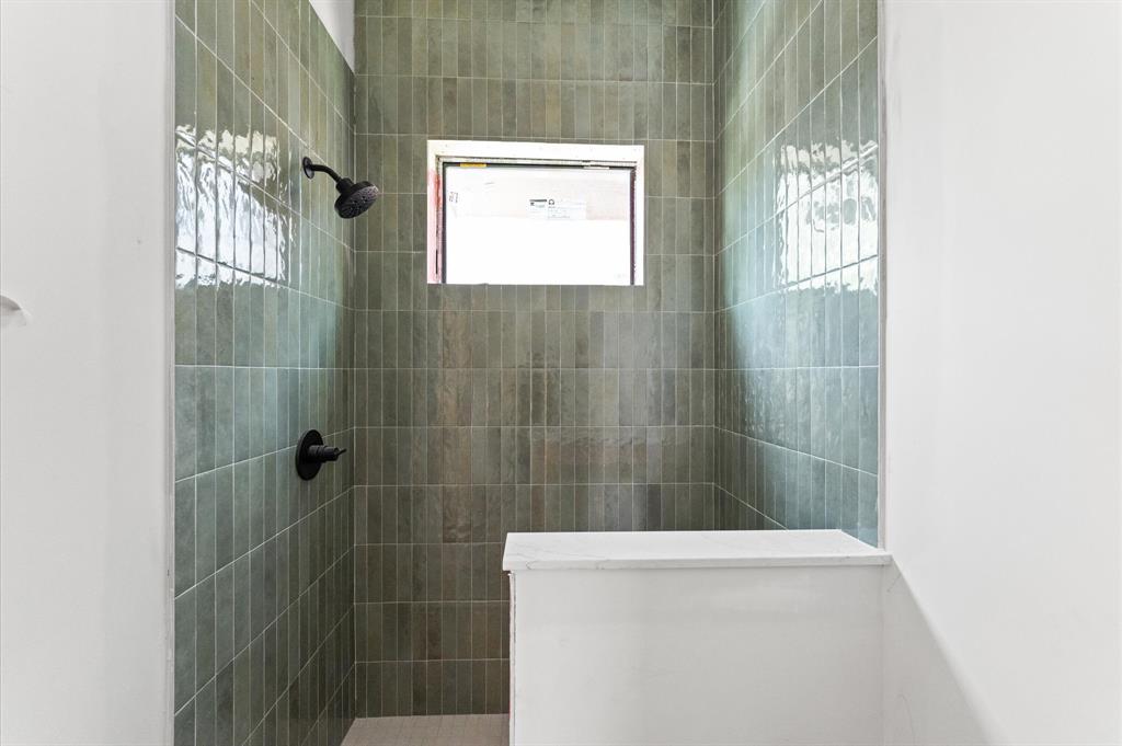 203 E 24th Street, Houston, Texas image 34
