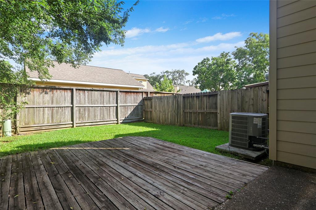 548 Birdsong Drive, League City, Texas image 26