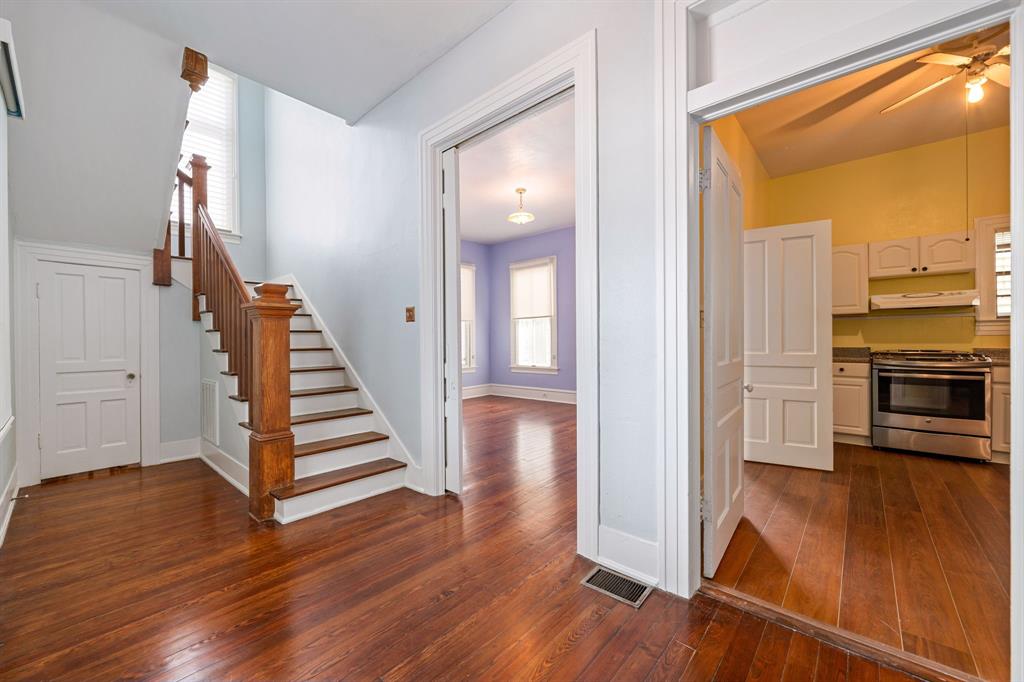 519 13th Street, Galveston, Texas image 5