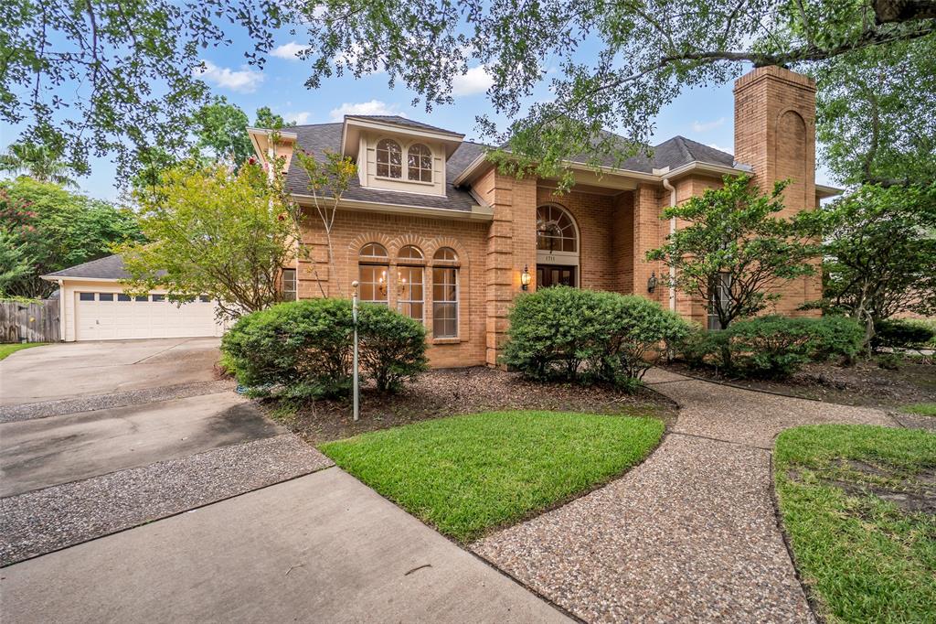 1711 Oak Royal Drive