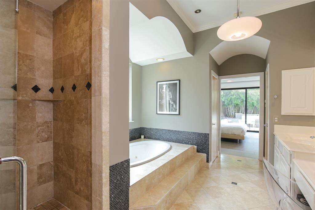1902 Hollow Wind Drive, Katy, Texas image 20