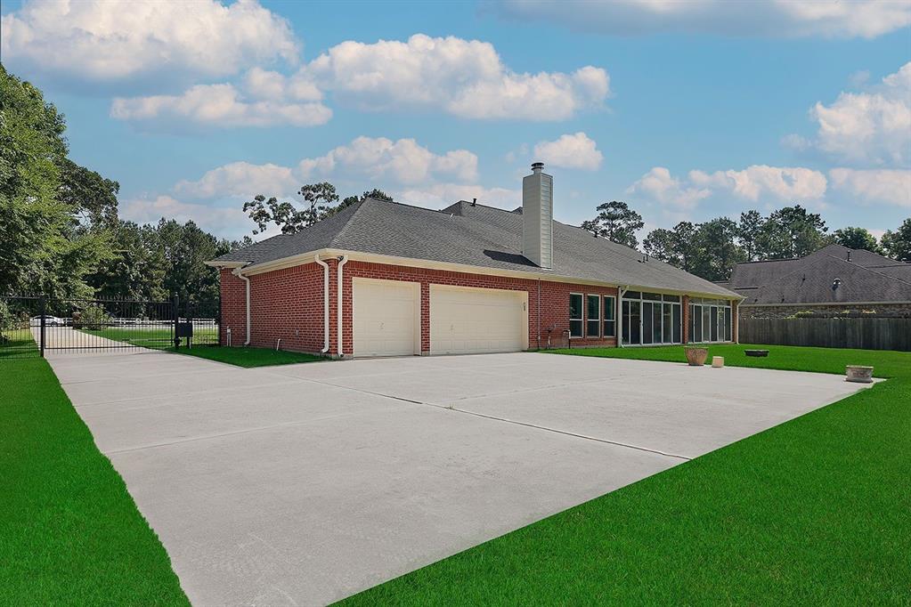15569 Zoe Loop Drive, Montgomery, Texas image 27