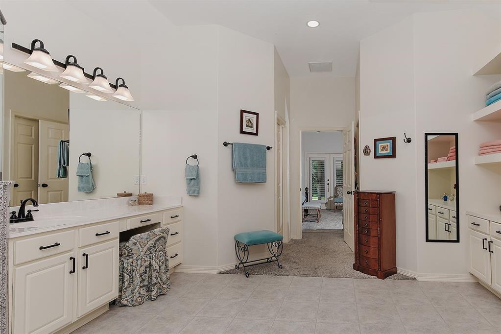 15569 Zoe Loop Drive, Montgomery, Texas image 20
