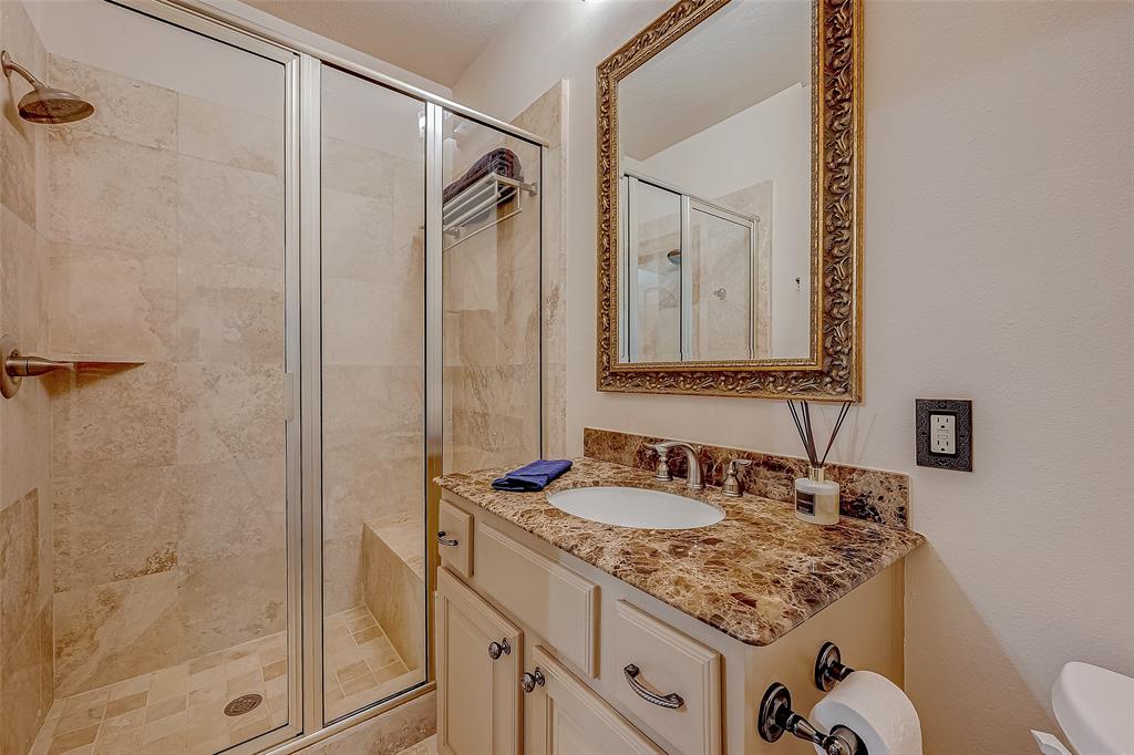 Houston, Texas 77004, United States, 3 Bedrooms Bedrooms, ,4 BathroomsBathrooms,Residential,Pending,132605